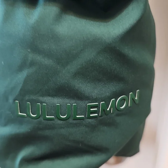 Lululemon Wunder Puff Jacket - Picture 3 of 11